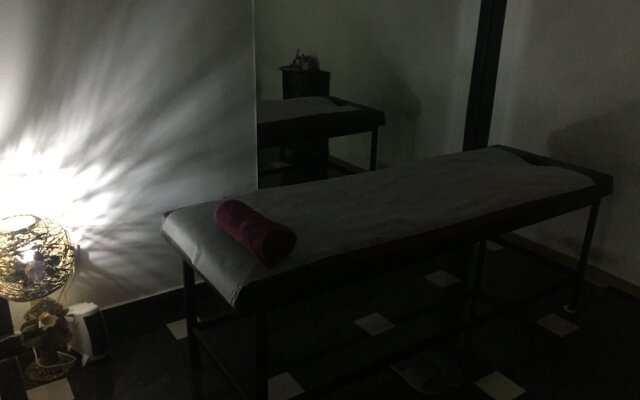 Diamond Georgia Hotel