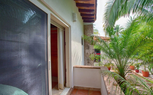 Ventanas al Mar 4 BR by Casago