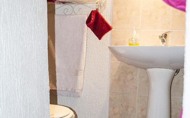 Le Colombier De Cyrano Et Roxane