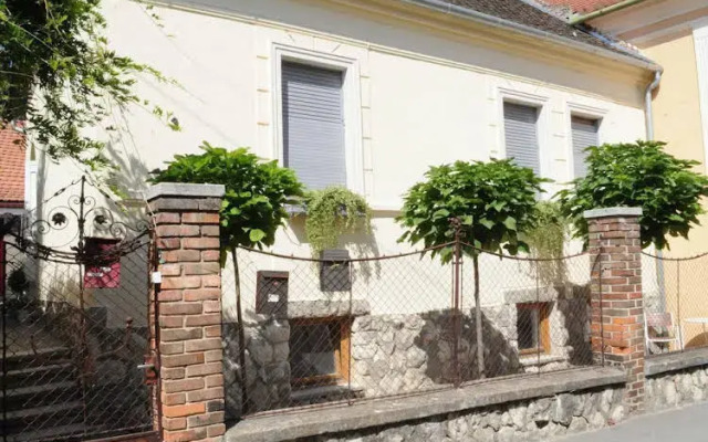 Vendégház a Három Szivarhoz