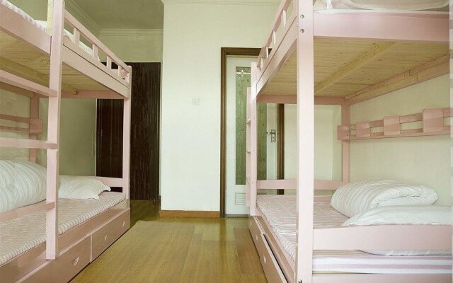 Golf Navi Home Hostel