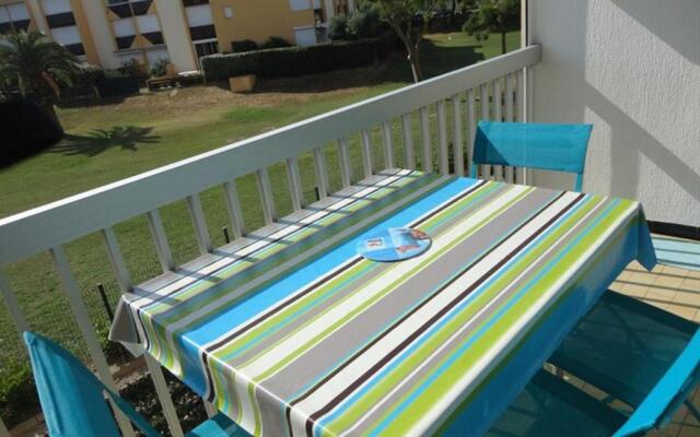 Appartement Le Grau-du-Roi, 1 pièce, 4 personnes - FR-1-307-96