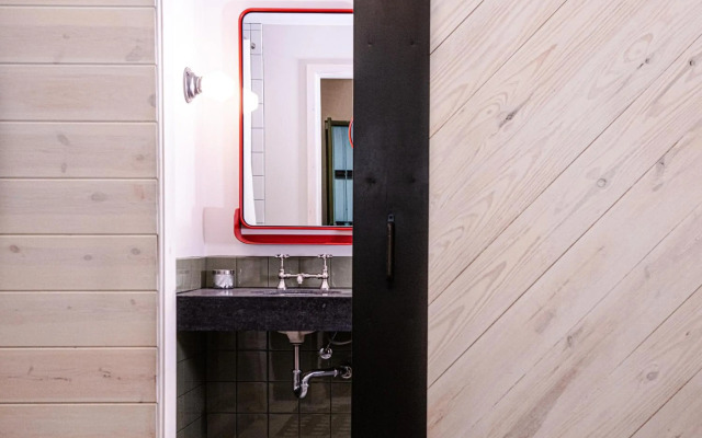 Cotton Court, by Valencia Hotel Collection