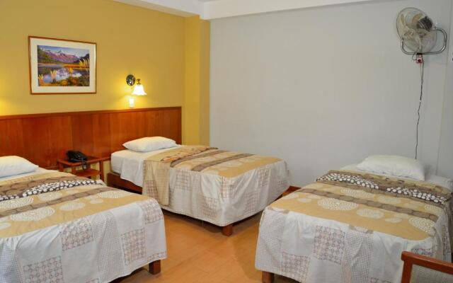 Primavera Plaza Hotel
