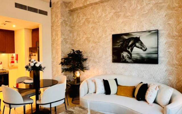 Luxurious beach front apartment Dubai Marina