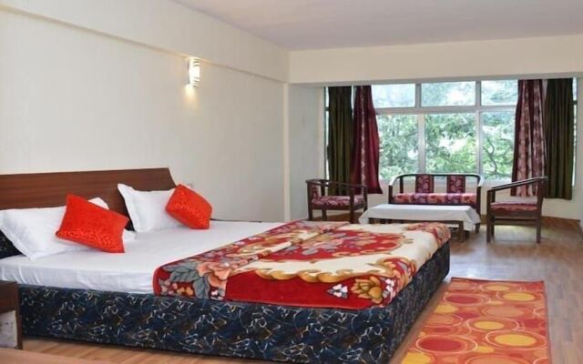 Seasons Hotel