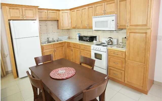 Simpson Bay Suites