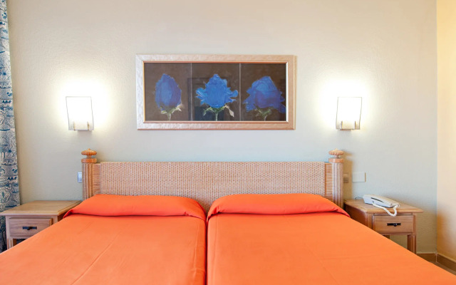 LIVVO Lago Taurito Hotel & Aquapark All Inclusive