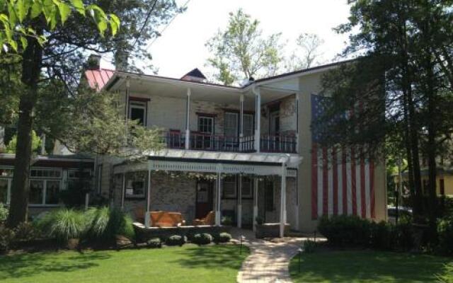 The Patriot House Bed & Breakfast