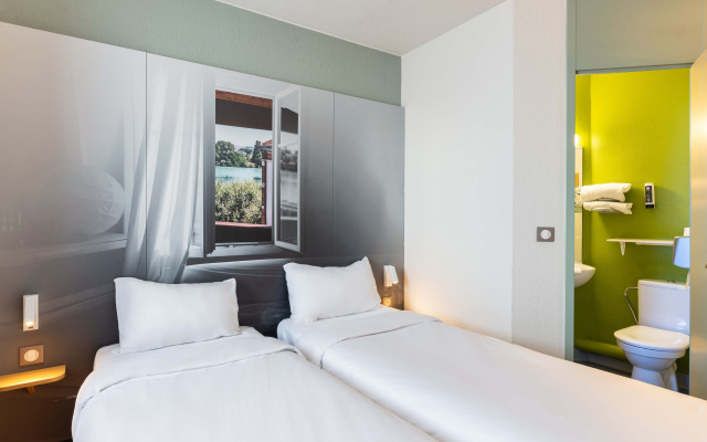 B&B HOTEL LYON St Bonnet Mi-Plaine