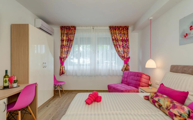 Coloured Rooms