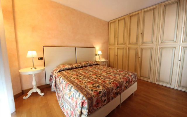 Hotel Serenella