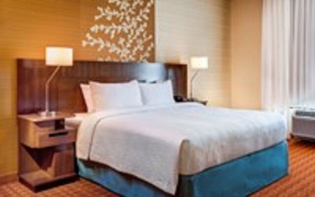 Fairfield Inn and Suites by Marriott Charlotte Airport