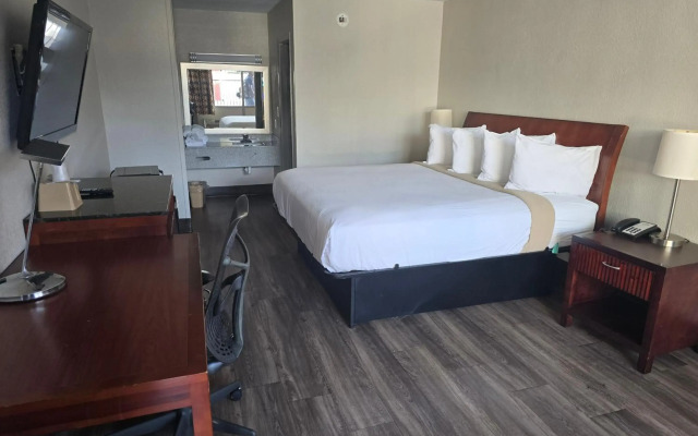 Motel 6 Raleigh, NC – Downtown South