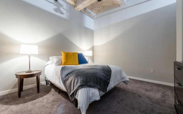 Luxury Historic Loft with Gym