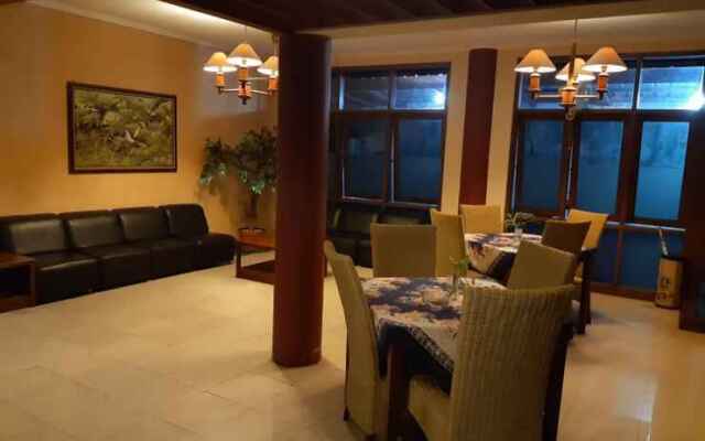 Harmony Inn