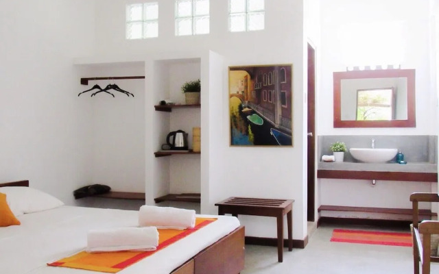 Sayura House