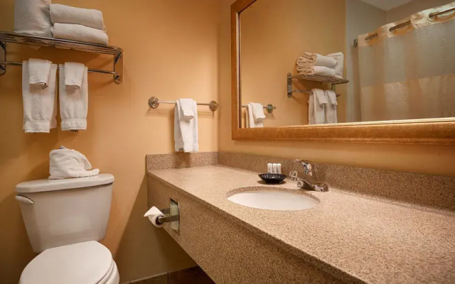 Rodeway Inn And Suites - Cobleskill