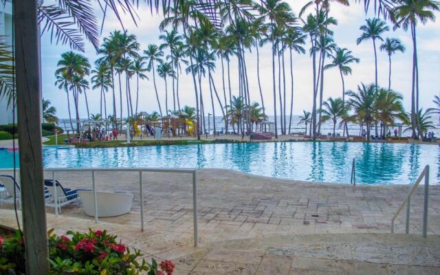 Marbella Towers gorgeous 3BR Apt , Beachfront