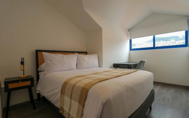 w Stunpedous 2BR w Perfect Balcony in Cusco