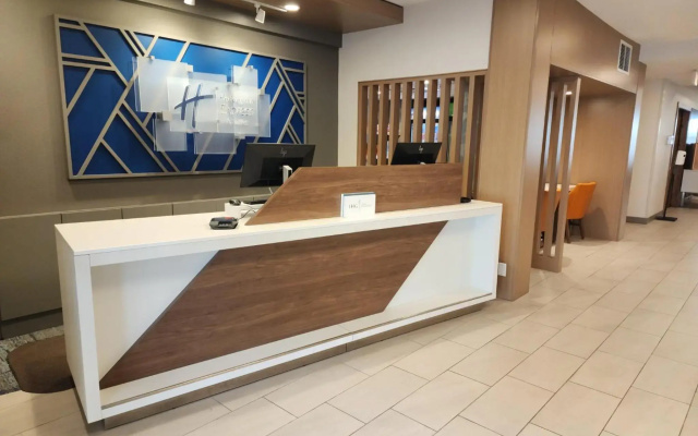 Holiday Inn Express Hotel & Suites Idaho Falls by IHG - фото 2