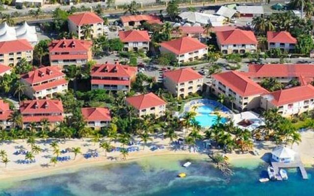 Le Flamboyant Hotel and Resort in Sandy Ground, St. Martin from 157$, photos, reviews - zenhotels.com beach