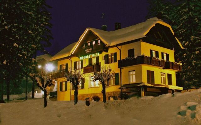 Hotel Oasi