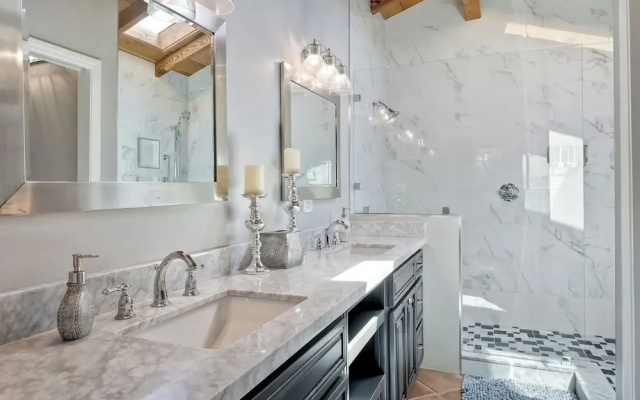 5194 Carlsbad Lower