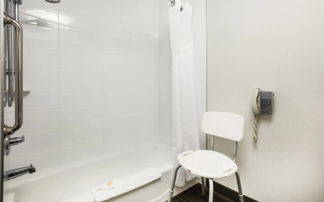 Holiday Inn & Suites Grande Prairie Conference Center by IHG