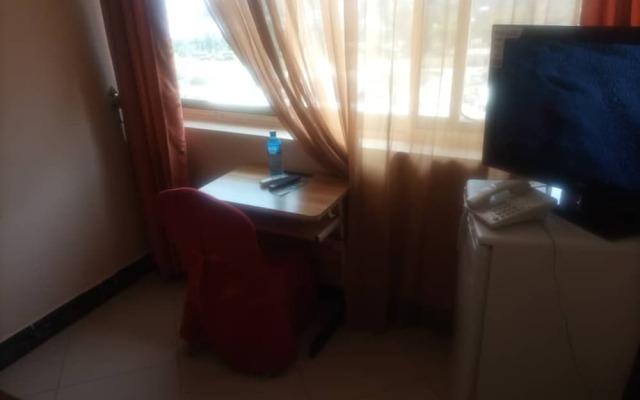 Holmand Hotel