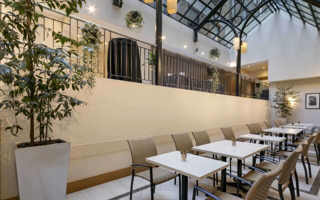 Batman’s Hill on Collins