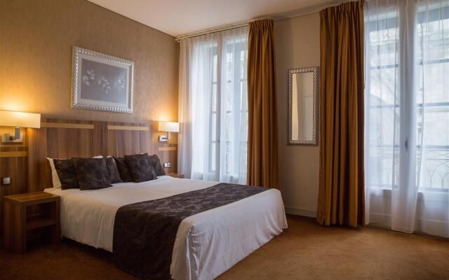 Hotel The Originals du Grand Monarque