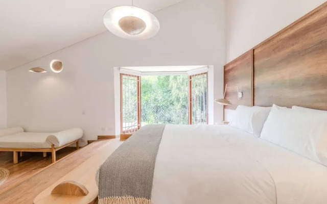w Incredible 5BR House w Jacuzzi in El Poblado