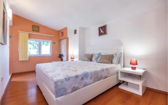 One-Bedroom Holiday home with Sea View in Makarska