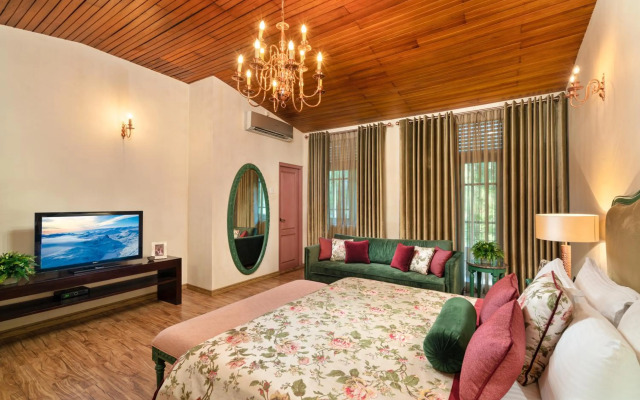 Clove Villa
