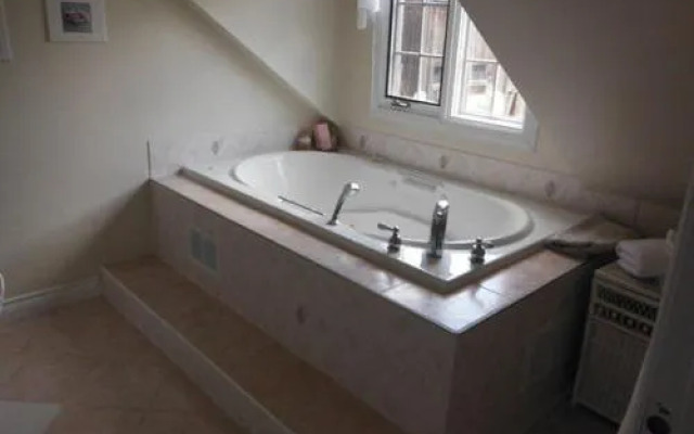 Lazy Dayz Bed and Breakfast