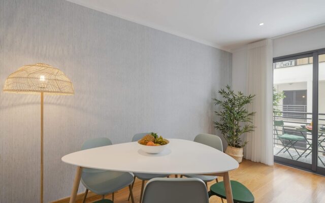 Funchal Holidays, Near the Beach - Lido View Calla