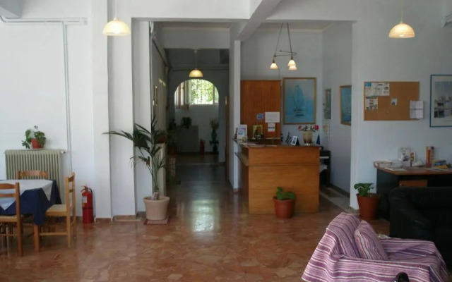 Tolon Beach Hotel