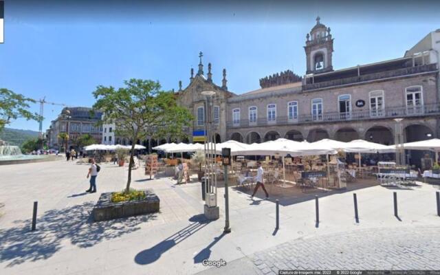 Charming City Center 140m2 & FREE Parking