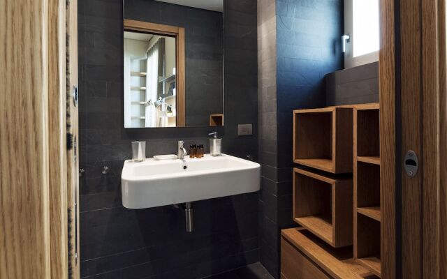 Pilastri Five Senses