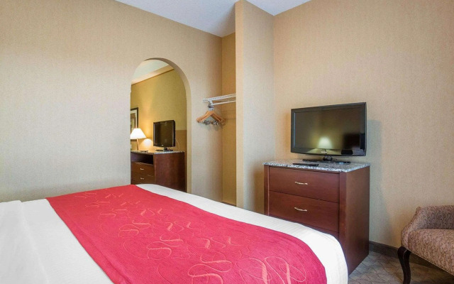 Comfort Inn & Suites