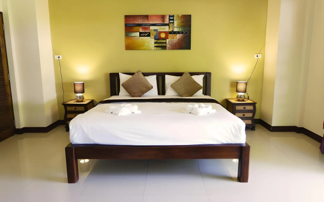 Saphli Villa Beach Resort