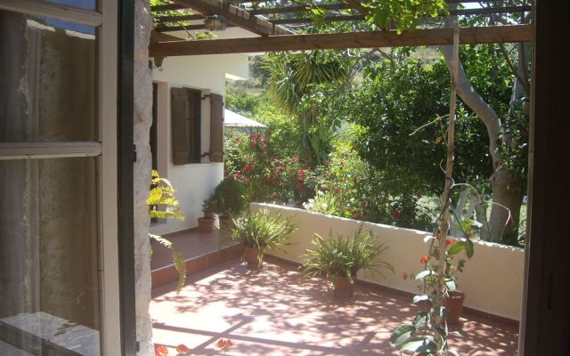 Hariklia Rent Rooms