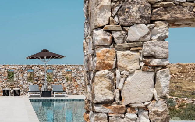 TWWO Antiparos