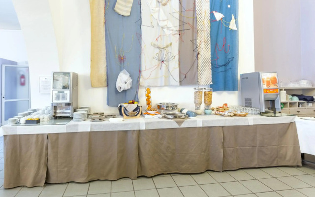 Meli Hotel