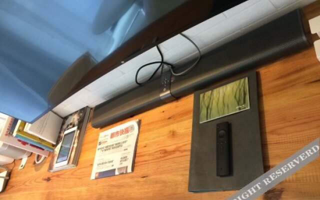 Qushe Light Luxury Hotel