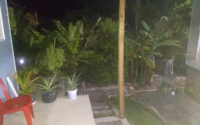 Marysol Lodging Hostel & Camping