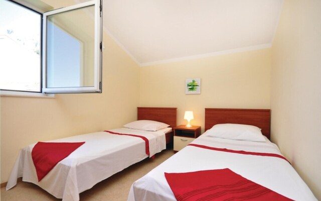 Nice Home in Mimice With Wifi and 2 Bedrooms
