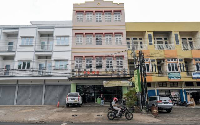 Reddoorz Plus Near Simpang Puncak Jelutung Jambi