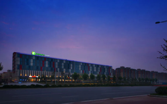 Holiday Inn Express Zhengzhou Airport, An Ihg Hotel